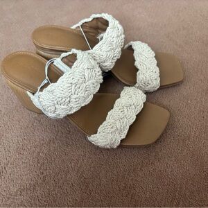 Women’s Crocheted Heels